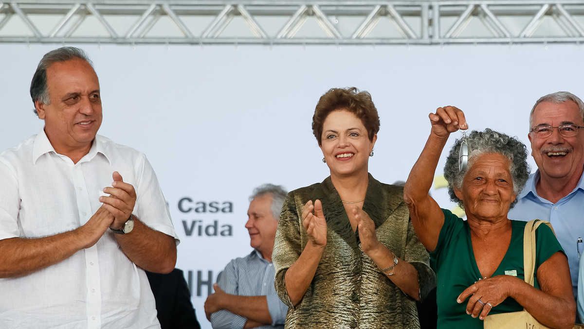 Duque de Caxias, RJ 09/04/2015. Presidenta Dilma Rousseff durante cerimônia de entrega de 500 unidades habitacionais do Residencial Volterra, do Programa Minha Casa Minha Vida. Foto: Roberto Stuckert Filho/PR