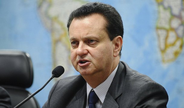 Durante audiência na Comissão de Desenvolvimento Regional e Turismo, o ministro das Cidades, Gilberto Kassab, afirmou que os cortes nas políticas de sua pasta, fruto do ajuste fiscal, serão menores e "menos perceptíveis"; "A presidenta Dilma deixou claro que o Minha Casa Minha Vida, o PAC Mobilidade e as políticas de saneamento são prioritárias", afirmou; ministro disse também que o objetivo do programa Minha Casa Minha Vida é chegar a 25 milhões de pessoas, o equivalente a um oitavo da população brasileira; "Temos muitos recursos para isso"