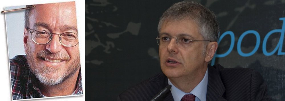 O jornalista Paulo Nogueira, do Diário do Centro do Mundo, afirma que o jornalista Fernando Rodrigues, do UOL, está numa situação constrangedora em relação à divulgação da lista dos brasileiros com contas no HSBC da Suíça; "Por vários dias ele teve o monopólio da lista no Brasil, e o que se viu foi um engavetamento descarado de nomes. A relação das contas foi depois passada também ao Globo, e deu no que deu. Rodrigues está desmoralizado, é certo", diz