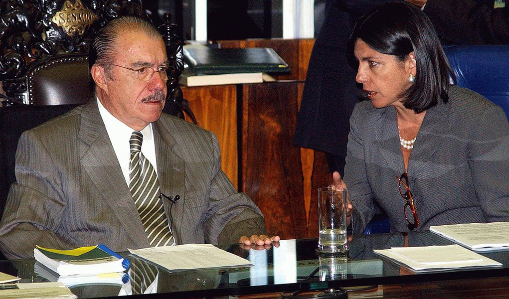 Despesas aumentando em ritmo muito mais acelerado do que a arrecadação; este é o cenário no âmbito econômico do Maranhão que o governo Roseana Sarney (PMDB) entrega ao governador eleito Flávio Dino, o primeiro filiado ao PC do B a governar um estado; no comparativo 2014/2013, as despesas primárias totais, que somam R$ 9,4 bilhões, aumentaram 21,4% até outubro, numa rapidez muito maior do que as receitas primárias totais (R$ 10,2 bilhões), um aumento de 13%