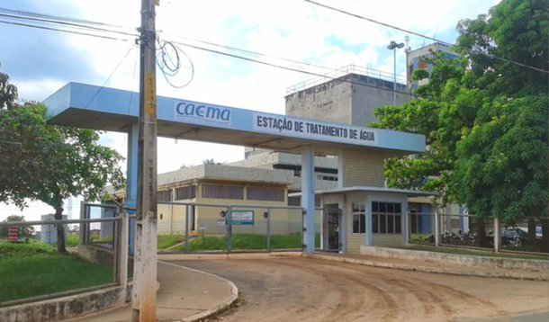 A partir de Ação Civil Pública (ACP) proposta pela 1ª Promotoria de Justiça de Proteção ao Meio Ambiente, Urbanismo e Patrimônio Cultural de São Luís, em 1994, a Justiça determinou o bloqueio de R$ 10,95 milhões das contas da Companhia de Saneamento Ambiental do Maranhão (Caema) e o mesmo valor das contas do Estado do Maranhão; os valores bloqueados referem-se às verbas destinadas à publicidade institucional dos dois condenados