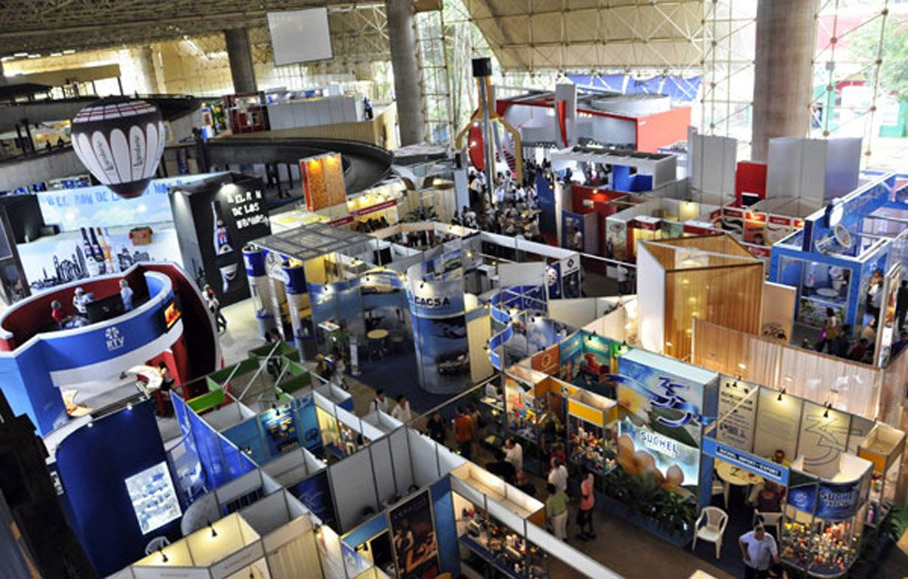 Apesar de ainda não ser representativo na fatia das exportações brasileiras – equivale a apenas 0,21% - Cuba está trazendo boas expectativas para muitos empresários; 45 exportadores brasileiros participaram da Feira Internacional de Havana; na ilha, em busca de negócios, fabricantes de produtos para cabelo, de chuveiros elétricos, entre outros; tendência é de que a participação brasileira no mercado cubano irá aumentar; no ano passado os participantes da Feira contabilizaram exportações no valor de US$ 97 milhões