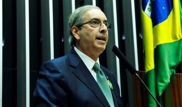 Candidato à Presidência da Câmara, o deputado Eduardo Cunha (PMDB-RJ) defendeu há pouco um Legislativo independente, altivo e que respeite os interesses da população brasileira; em um discurso com críticas diretas à submissão do Congresso em "determinadas votações conduzidas pela base governista", Cunha disse que sempre buscará a independência da Casa