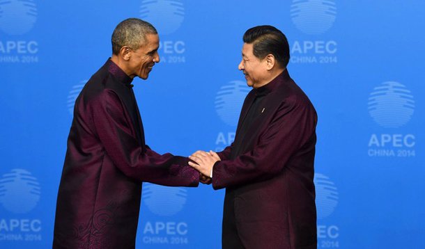 Barack Obama e o presidente chinês Xi Jinping acertaram a ampliação da redução de tarifas de uma gama de produtos de tecnologia, que deve render um total de US$ 1 trilhão, segundo Michael Froman, representante comercial do governo norte-americano; eles também acordaram a ampliação da validade dos vistos entre os dois países
 