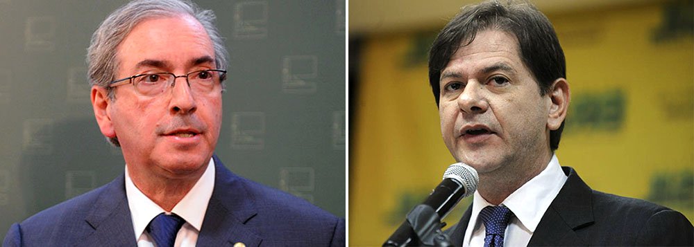 Ministro da Educação, Cid Gomes, apresentou atestado de saúde e não atendeu à convocação para explicar as declarações de que há, no Congresso, “300 ou 400 achacadores” que se aproveitam da fragilidade do governo para levar vantagens; “A comissão vai verificar se ele [Cid Gomes] ficou doente, até porque a ausência de um ministro de Estado, convocado em uma data determinada, importa em crime de responsabilidade”, disse o presidente da Câmara, deputado Eduardo Cunha (PMDB-RJ); “Agora, ele deve explicações a esta Casa. Esta Casa não está satisfeita com esse comportamento agressivo e arrogante do ministro Cid Gomes”, concluiu
