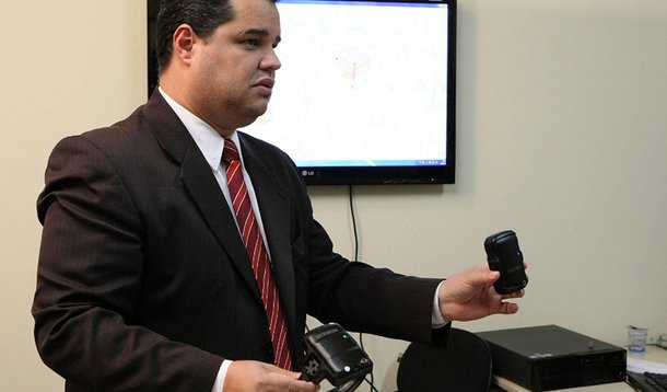 O governador eleito Flávio Dino (PC do B) anunciou mais um auxiliar do governo que inicia em primeiro de janeiro de 2015; para cuidar de um dos setores mais delicados do estado, Flávio Dino nomeou o advogado Murilo Andrade de Oliveira (foto), como novo secretário de Administração Penitenciária; técnico especialista em segurança, Murilo terá uma das missões mais difíceis do próximo governo: por ordem no Sistema Penitenciário do Estado, principalmente no Complexo Penitenciário de Pedrinhas, onde ocorreram 17 mortes apenas neste ano