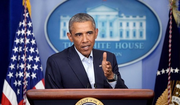 Presidente Barack Obama afirmou nesta sexta (19) que a retomada de relações com Cuba e a reaproximação histórica 53 anos após o rompimento diplomático entre os dois países, eventualmente causará uma “mudança na ilha”, mas não de um dia para o outro; ele prometeu usar toda sua força no Congresso norte-americano para a retirada do embargo imposto à ilha; “Não podemos retirar o embargo de maneira unilateral. Está definido em lei”, ressaltou