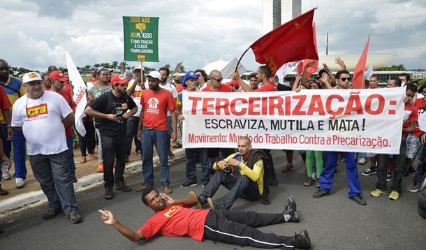 Encontro – que reuniu CGTB, CSP-Conlutas, CTB, CUT, Força, Intersindical, Nova Central e UGT – prevê ação conjunta no Senado e também participação, sem exceções, do dia nacional de paralisações e protestos, previsto para a última sexta-feira deste mês (29); "Queremos a regulamentação, não a precarização. Do jeito que passou, tudo foi rasgado", disse o presidente da UGT, Ricardo Patah; ele enfatizou a importância da reunião de hoje, "depois de uma série de ações que de certa forma distanciaram as centrais"