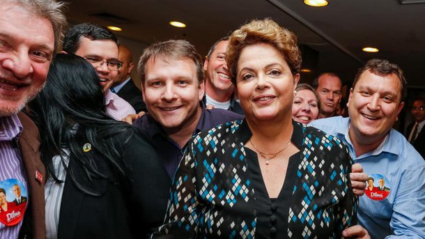 Os especialistas agora estão debruçados sobre os dados da pesquisa. Avalia-se o porquê de o governo Dilma ser bem avaliado e ela perder pra Marina e vencer apertado com Aécio