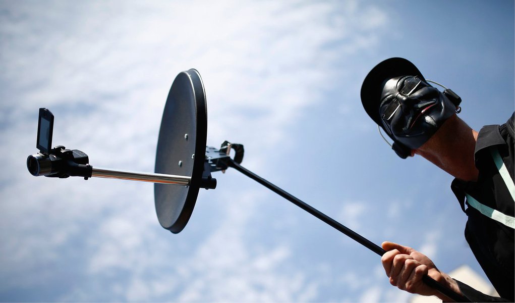 Programas de vigilância dos Estados Unidos estão tornando mais difícil para funcionários do governo falarem com a imprensa sob anonimato, disseram nesta segunda-feira o Human Rights Watch e a União das Liberdades Civis Americana, dois grupos de defesa dos direitos humanos