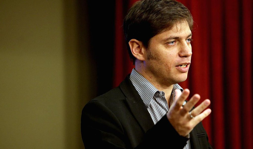 Ministro da Economia argentino, Axel Kicillof disse que as várias horas de negociações entre autoridades argentinas e investidores acabaram sem uma resolução; a NML Capital, unidade da Elliott Capital Management, e a Aurelius Capital Management, os dois fundos que estão no centro da batalha legal, disseram que ainda estão dispostos tentar um acordo; eles têm de receber US$ 1,33 bilhão
