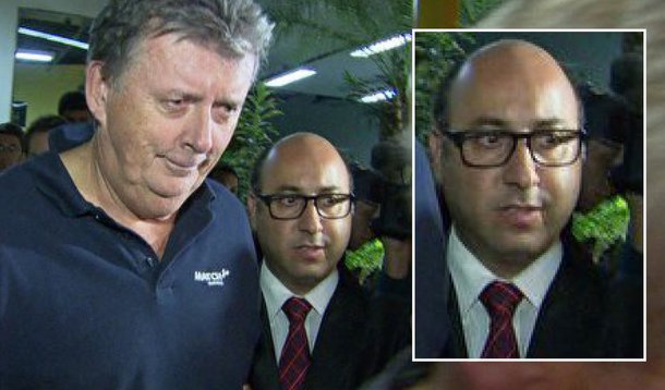 Advogado Fernando Fernandes, que defende o diretor da empresa Match, o britânico Raymond Whelan, foi autuado por favorecimento pessoal, pelo delegado da 18ª Delegacia de Polícia, Fábio Barucke; o delegado entendeu que o advogado colaborou com a fuga do executivo, na quinta (10), do Hotel Copacabana Palace, onde estava hospedado; Whelan é acusado de participar de um esquema de venda ilegal de ingressos da Copa