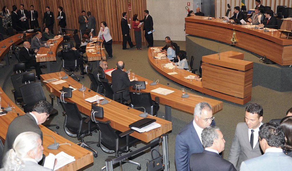 No dia 4 de junho, será realizada audiência pública na CLDF para debater a proposta com a população. A votação do projeto deve ocorrer até o final deste semestre e é condição para que os deputados distritais entrem em recesso.