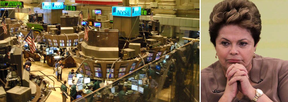 Embora tenha sido feriado no Brasil, as ações de empresas brasileiras foram negociadas normalmente nos mercados internacionais; ADRs (recibos equivalentes a ações) da Petrobras caíram 2% em Nova York; para quem especula com ações torcendo contra a candidatura da presidente Dilma, a estabilidade dela na pesquisa Ibope, com 39% das intenções de votos, não agradou