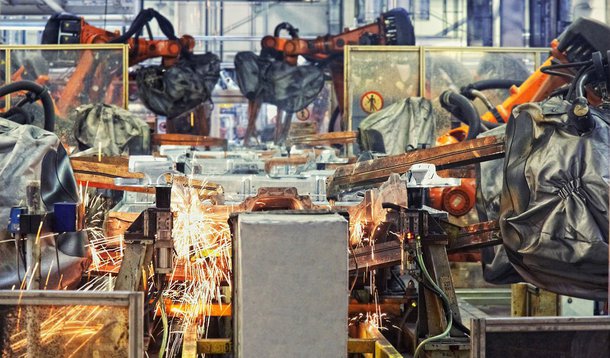 Confederação Nacional da Indústria (CNI) anunciou nesta sexta-feira 11 nova projeção para o PIB, que caiu de 2,1% para 1,8% este ano; foram reduzidas também pela entidade a estimativa de crescimento da indústria e a projeção dos investimentos