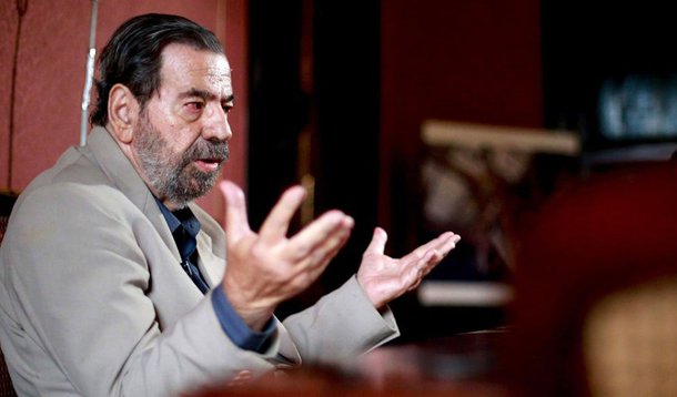 No mês passado, o coronel reformado do Exército Paulo Malhães prestou depoimento à Comissão Nacional da Verdade, em que relatou ter participado de prisões e torturas durante a ditadura militar; o oficial disse também que foi o encarregado, quando era lotado no Centro de Informações do Exército (CIE),  de desenterrar e sumir com o corpo do deputado Rubens Paiva, desaparecido em 1971