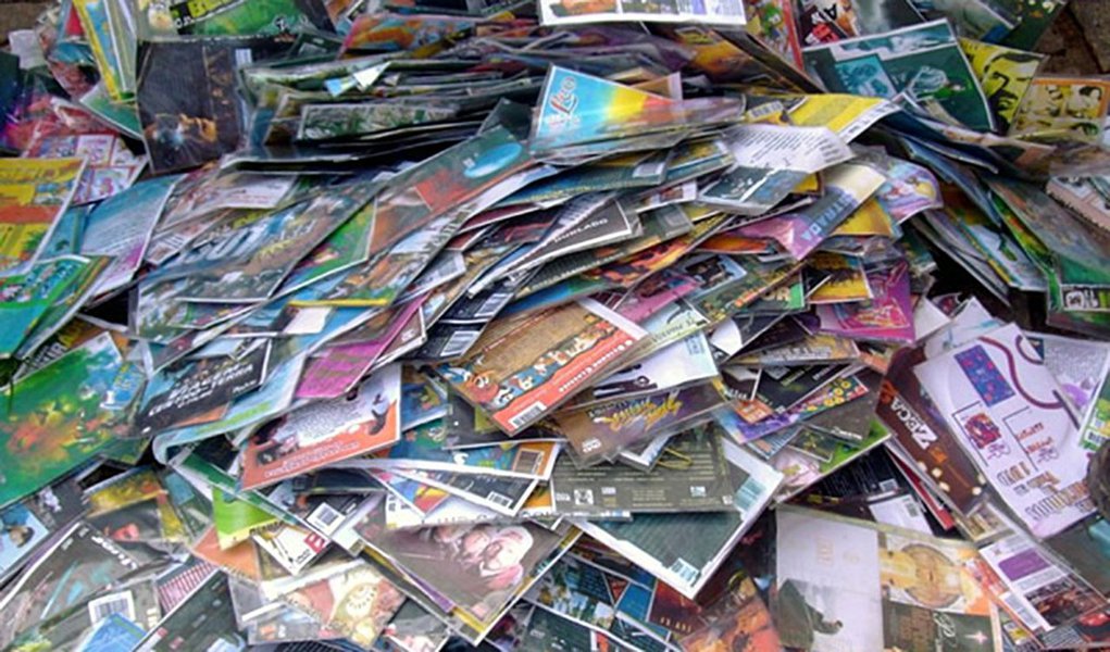 A Receita Federal informou que serão destruídas nesta semana cerca de 800 toneladas de mercadorias falsificadas ou impróprias para consumo; os produtos, apreendidos durante ações da Receita no Porto de Itaguaí, na Baixada Fluminense, começaram a ser destruídos nesta terça-feira (3), Dia Nacional de Combate à Pirataria