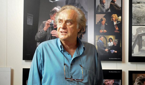 Colunista critica governo petista e diz que 'se houver a vitória de Dilma ou a volta de Lula estaremos numa 'contradição negativa' que vai durar décadas para ser "superada"'