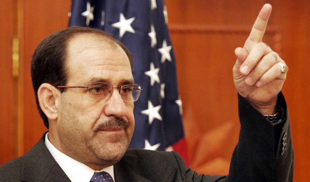 A maioria morreu por um carro-bomba que explodiu perto de uma igreja depois de um culto de Natal; A violência no Iraque subiu para seus piores níveis em mais de cinco anos com militantes sunitas radicais ligados à Al Qaeda intensificando os ataques contra o governo xiita do primeiro-ministro Nuri al-Maliki