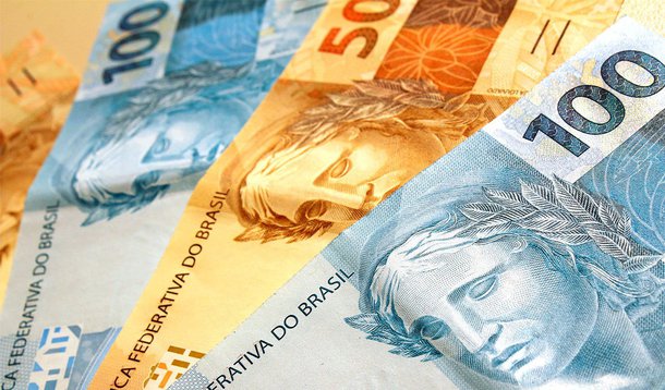 Resultado da arrecadação em impostos e contribuições no mês passado foi recorde para o período; na comparação com igual mês do ano passado, houve crescimento real de 1,71%, segundo dados da Receita