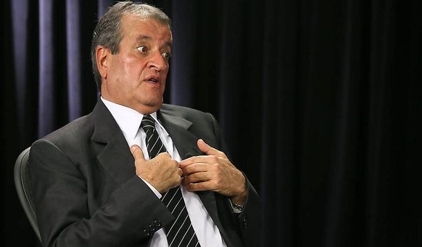 "Não posso criar esse constrangimento aos meus colegas de votar um processo de cassação", disse o deputado federal (PR-SP) e réu na AP 470; ele terá de cumprir pena de 7 anos e 10 meses em regime semiaberto