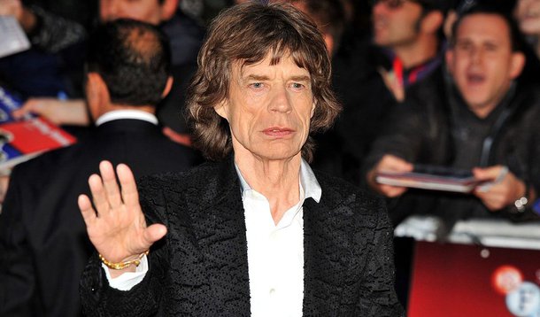 A estilista L'Wren Scott, que cometeu suicídio neste mês, deixou todo seu patrimônio de 9 milhões de dólares para Mick Jagger, vocalista dos Rolling Stones e seu namorado de longa data, de acordo com um testamento registrado em um tribunal de Nova York