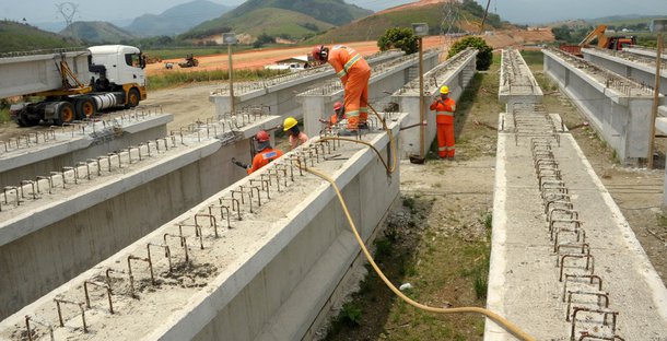 Taxa de desemprego no mês de setembro ficou em 10,3%, índice inferior aos 10,6% registrados em agosto, segundo pesquisa do Dieese; foram criados 132 mil postos de trabalhos no período