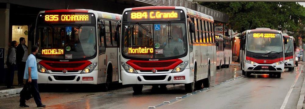 Secretário municipal de Transportes do Rio, Alexandre Sansão, reconheceu que a greve está provocando transtornos menores do que se esperava: “Não houve o impacto de paralisação que a gente imaginava ou que estava sendo anunciado. Mais de 80% da frota estão circulando. O BRT [Bus Rapid Transit Transoeste] também está circulando, embora no início da manhã, na Cesário de Mello [uma das principais avenidas da zona oeste], tenhamos tido alguma dificuldade”