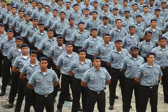 De acordo com a assessoria do TJDF, a decisão em favor do pedido do MP foi deferida parcialmente pela desembargadora Nilsoni de Freitas Custódio no plantão da madrugada deste sábado; caso a determinação não seja cumprida, será aplicada multa diária de R$ 100 mil à representação da categoria