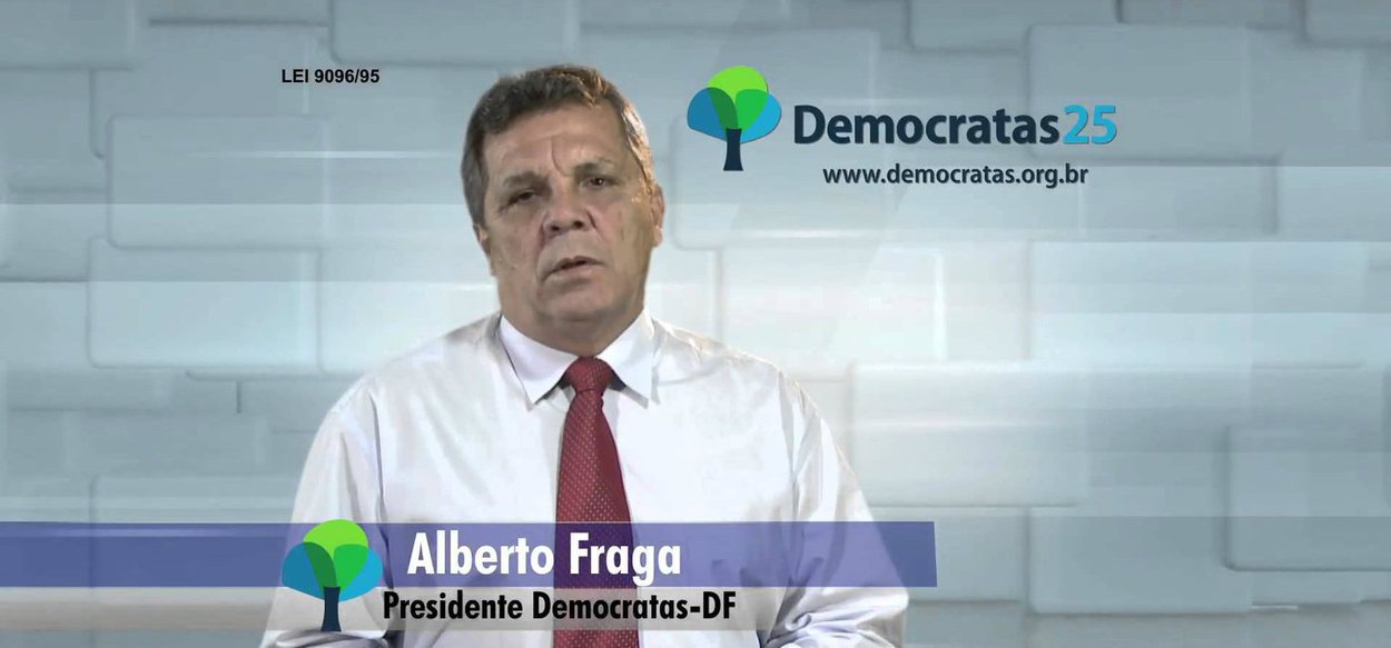 Flagrado em quarto de hotel em 2011 tendo em seu poder armas e munição de uso restrito, o presidente do DEM-DF foi condenado em primeira instância a quatro anos de prisão em regime aberto; se mantida a condenação em segunda instância, o político passa a ser "ficha suja", podendo ficar fora da disputa eleitoral em outubro