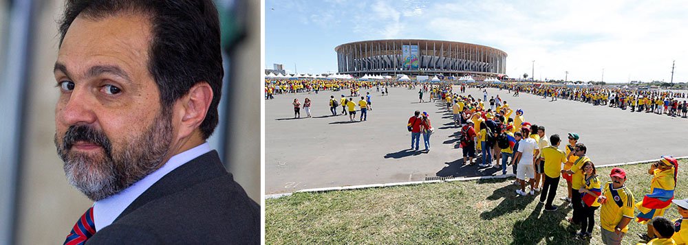 "Serão levados adiante os estudos para a realização de uma licitação internacional destinada a transferir a administração do estádio", confirmou o governador Agnelo Queiroz (PT); arena custou R$ 1,4 bilhão, recebeu mais de 1 milhão de pessoas desde a reinauguração, em maio de 2013, e gerou arrecadação de R$ 3,2 milhões