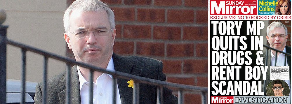 Mark Menzies, então Secretário Privado Parlamentar do ministro de Desenvolvimento Internacional do Reino Unido, Alan Duncan, é acusado por Rogério Santos, de 19 anos, de lhe pagar 250 libras (pouco mais de R$ 1 mil) para fazer sexo e de pedir para comprar mefedrona, droga banida na Grã-Bretanha há quatro anos