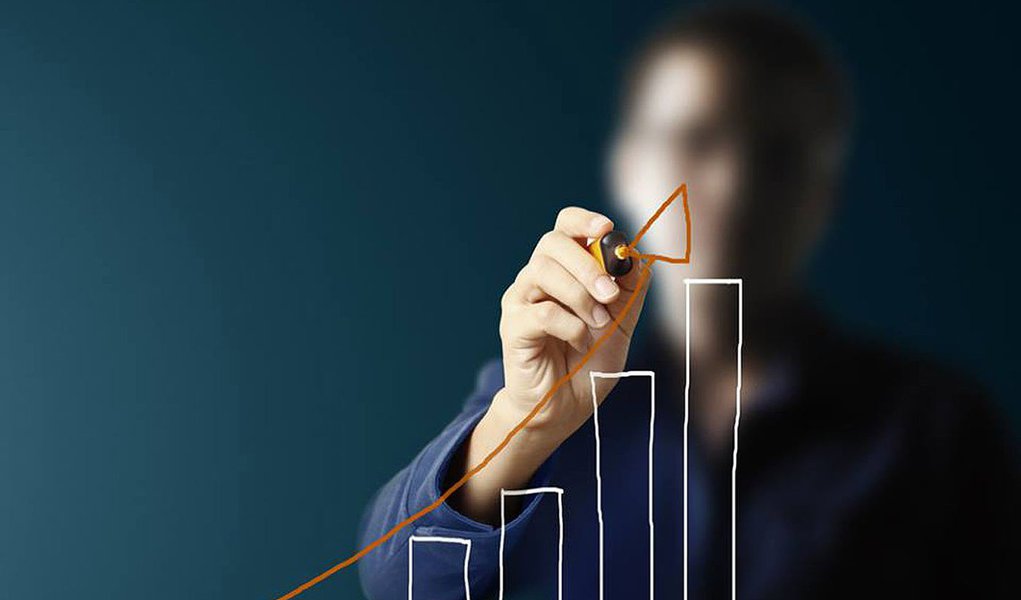 Índice de Atividade Econômica do Banco Central (IBC-Br), considerado espécie de sinalizador do Produto Interno Bruto (PIB), recuou 0,11% em março ante fevereiro, mas fechou o primeiro trimestre com alta de 0,30% sobre o período anterior