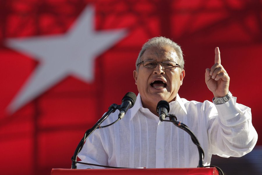 Ex-comandante da FMLN e atual vice-presidente do país, Salvador Sánchez lidera pesquisas e está na frente de Norman Quijano; 4,9 milhões de eleitores estão aptos a participar das eleições deste domingo 