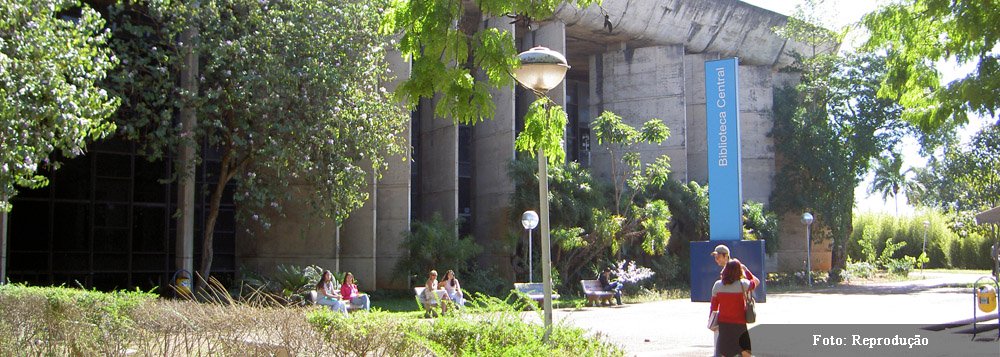Uma ameaça de bomba no Instituto de Biologia da UnB fez integrantes da Polícia Militar, do Corpo de Bombeiros e o esquadrão antibomba da Polícia Federal se mobilizarem na manhã desta terça-feira (8); por enquanto, nenhum objeto suspeito de ser a bomba foi encontrado