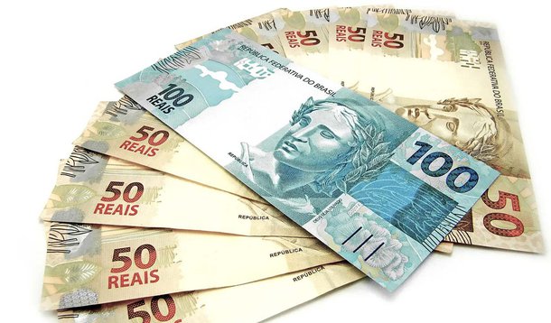 Influenciada pelo elevado volume de emissão de títulos públicos prefixados, a Dívida Pública Federal (DPF) cresceu em outubro e fechou o mês passado em R$ 2,022 trilhões, com alta de R$ 33,6 bilhões em relação ao estoque registrado em setembro