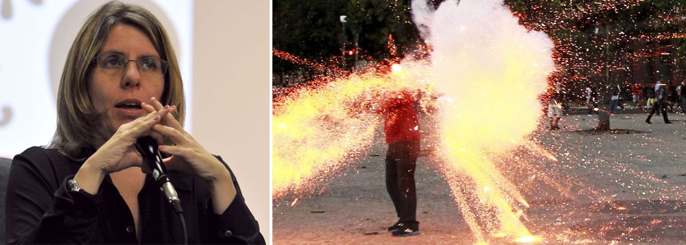 Afirmação é da ombudsman da Folha de S. Paulo, Suzana Singer; "Não foi um ataque direcionado a Santiago. O rojão poderia ter atingido um policial, um transeunte, um manifestante. É diferente, por exemplo, de Tim Lopes", escreve a jornalista