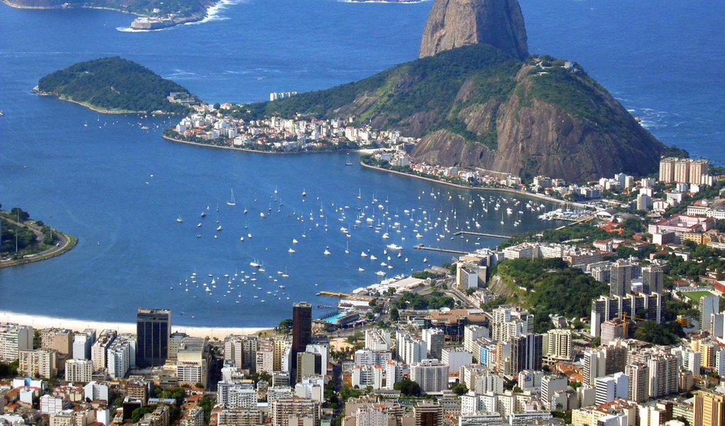 Rio de Janeiro é a cidade com o maior percentual de apartamentos ocupados, com comercialização de 65 mil diárias, que correspondem a 88% da disponibilidade; maior procura é para o jogo final do campeonato: 94% das vagas para os dias 12 e 13 de julho; menor ocupação, por enquanto, é para o jogo Argentina e Bósnia, no dia 15 de junho, com 85%