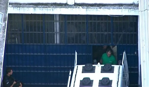 Antes, ex-presidente do PTB fluminense condenado na Ação Penal 470 passou pelo Presídio Ary Franco e pelo Hospital Penitenciário, no Complexo de Gericinó, em Bangu; seu advogado, Marcos Pedreira de Lemos, disse que preferia que seu cliente fosse levado para o Instituto Ismael Pereira Sirieiro, também em Niterói, por considerar a instituição "mais adequada" para o cumprimento da pena