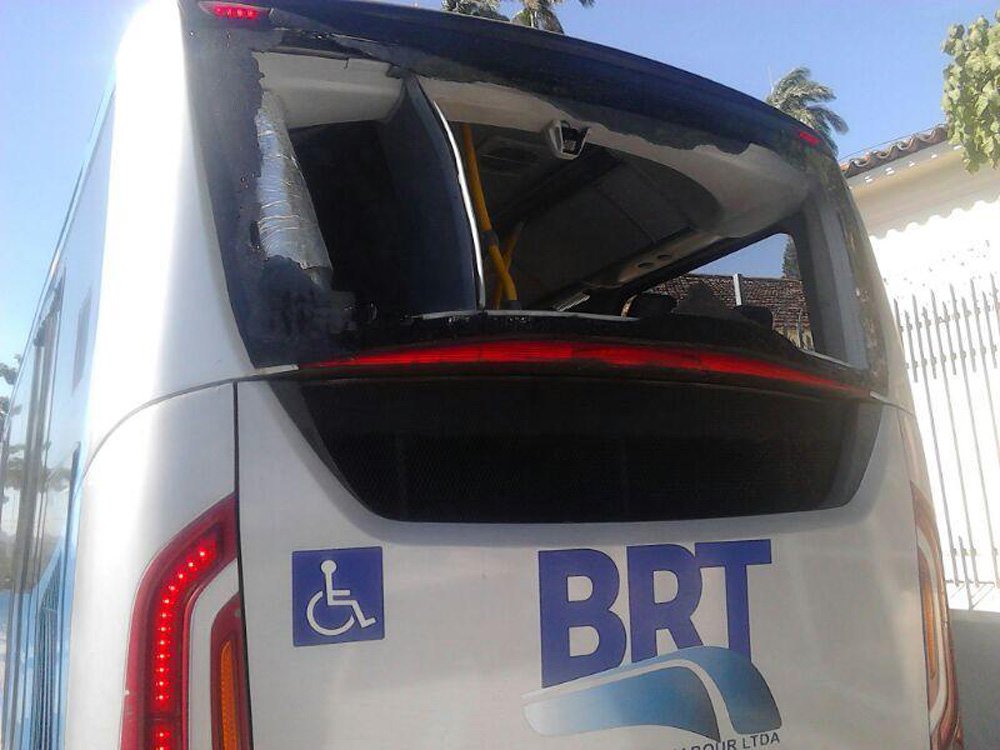 O advogado Aderson Bussinger, do departamento jurídico da Conlutas e representante dos rodoviários grevistas, informou que ingressou com ações no TRT-RJ e também no MPT-RJ, pedindo a dissidência do dissídio e uma nova negociação coletiva; Bussinger disse que o MPT abriu dois procedimentos, um para mediar a greve e outro para apurar as denúncias dos grevistas sobre uma possível fraude na assembleia que aprovou o acordo entre os sindicatos