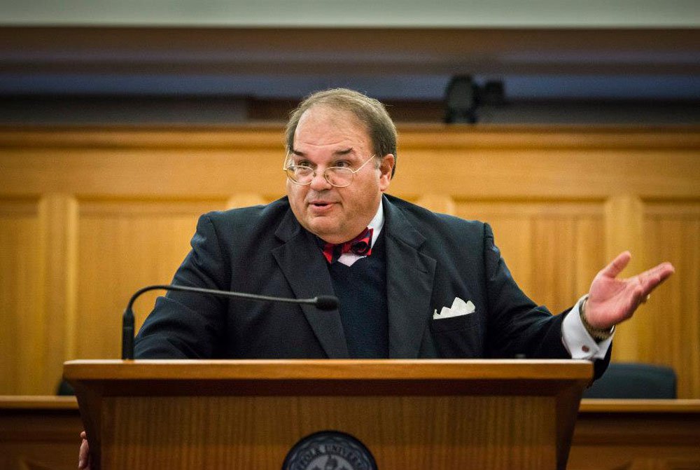 Decisão foi do juiz federal dos Estados Unidos Richard Leon, em documento de 68 páginas; ela está sujeita a recurso, mas, se mantida, pode conduzir à proibição das ações da NSA; "Não posso imaginar uma invasão mais arbitrária e indiscriminada do que este armazenamento de dados pessoais sobre praticamente todos os cidadãos", afirmou