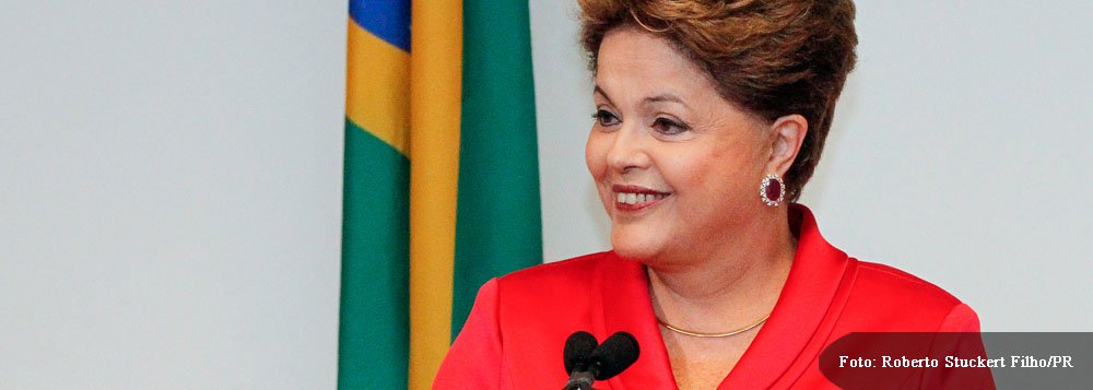 Em dois anos de criação, o programa que oferece microcrédito produtivo orientado para pequenos empreendedores emprestou a quantia a 3,5 milhões de brasileiros, sendo 64% mulheres, informou Dilma nesta segunda-feira, durante o programa Café com a Presidenta