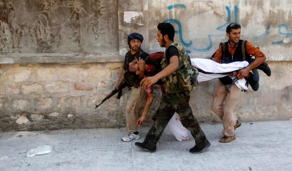 Pelo menos 847 pessoas morreram, entre as quais 15 menores, em centros de detenção na Síria desde o princípio de 2014, denunciou hoje o Observatório Sírio de Direitos Humanos