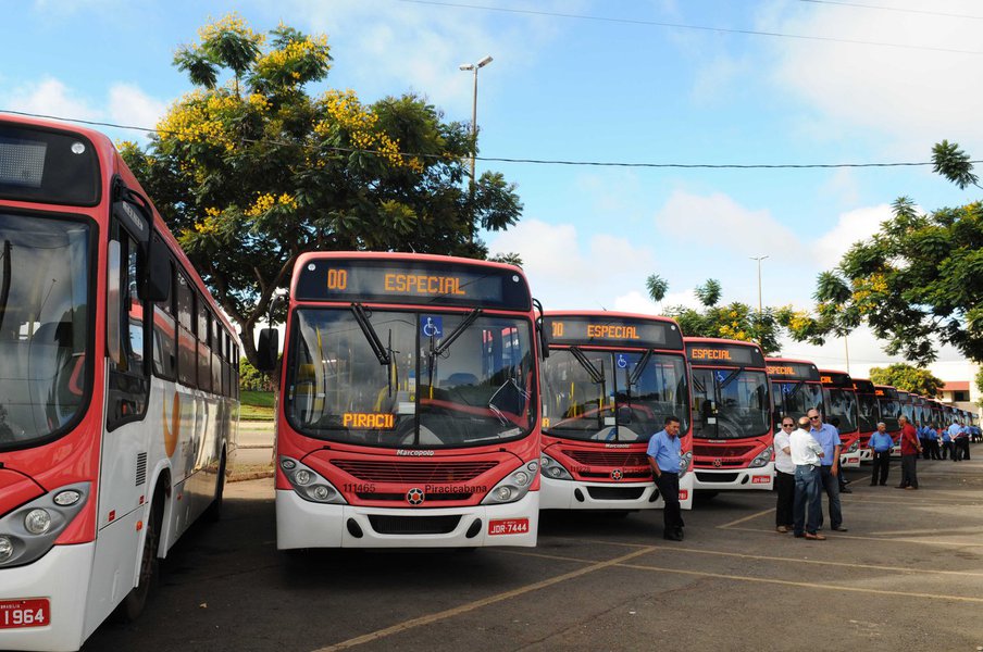 117 novos ônibus foram entregues neste sábado (28) aos moradores de Fercal e Sobradinho I e II. Renovação da frota atinge 50%. Expectativa é de que até fevereiro a renovação total seja concluída no Distrito Federal atingindo um número de 2.580 novos ônibus em circulação