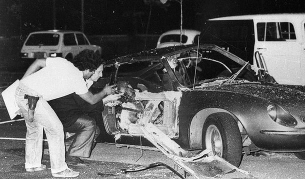 Exatos 33 anos depois, o Ministério Público Federal no Rio de Janeiro denunciou cinco militares e um delegado pelo caso no Riocentro; foram denunciados por homicídio doloso duplamente qualificado, associação criminosa armada e transporte de explosivos os generais reformados Newton Cruz e Nilton Cerqueira, o coronel reformado Wilson Luiz Chaves Machado e o ex-delegado Claudio Antonio Guerra; Newton Cruz também foi denunciado por favorecimento pessoal; foi denunciado por associação criminosa armada o general reformado Edson Sá Rocha, e o major reformado Divany Carvalho Barros, por fraude processual