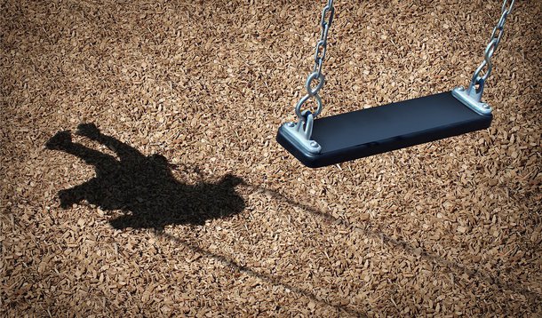 O estado do Rio de Janeiro tem, em seu cadastro, quase 500 nomes de pessoas que desapareceram na infância ou adolescência nos últimos anos e que continuam sendo procuradas pelos pais; o Programa SOS Crianças Desaparecidas fez um ato público na zona sul da cidade, para divulgar imagens de crianças e adolescentes desaparecidos e para chamar a atenção da sociedade para a questão