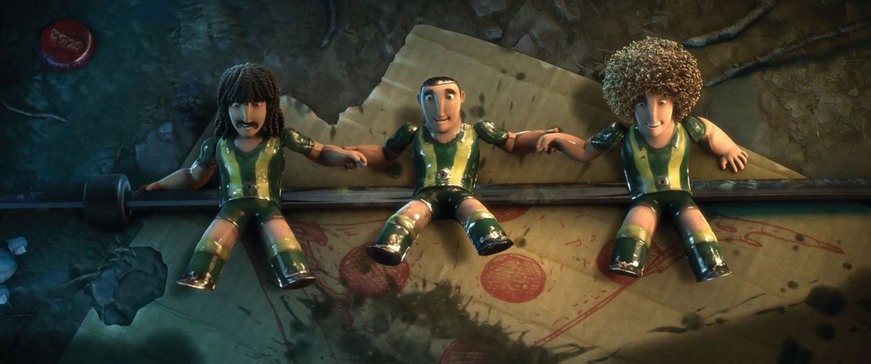 Filme "Um time show de bola", coprodução da Argentina e da Espanha, além de criticar os ídolos vazios do futebol, também censura todo o marketing voraz e as negociações escusas de empresários que cercam este esporte