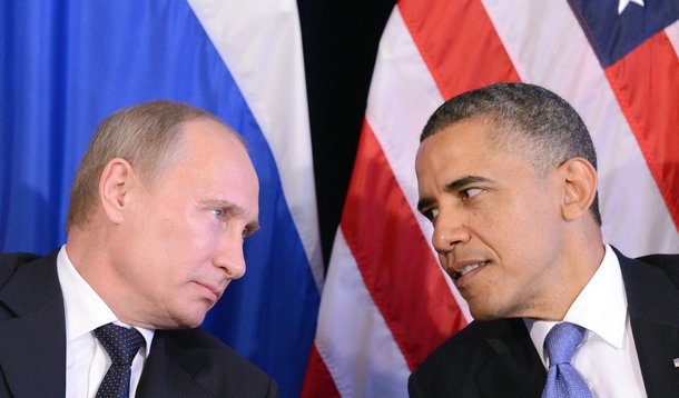 No mesmo dia em que o presidente Vladimir Putin participou, em Brasília, da reunião dos Brics, o governo dos Estados Unidos anunciou novas restrições à economia da Rússia; setores estratégicos foram atacados pelas sanções: bancos, energia, defesa e petróleo; anúncio se dá quando União Europeia se reúne em Bruxelas com pauta de ampliação do boicote ao país