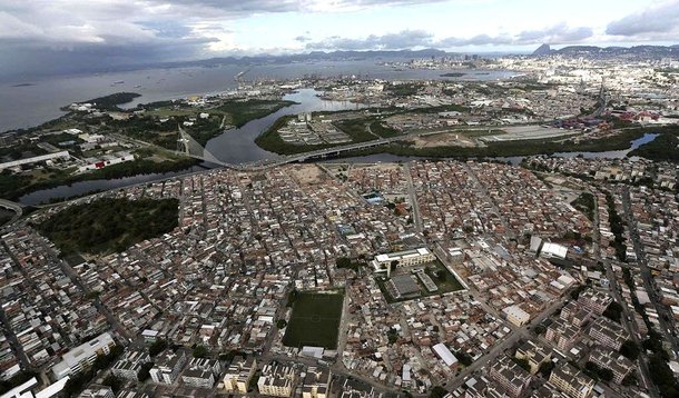 Deste totoal, seis escolas e um Espaço de Desenvolvimento Infantil farão parte do Campus Educacional da Maré; a licitação será realizada na quarta-feira (2) e as primeiras unidades estão previstas para ser entregues a partir do segundo semestre do próximo ano