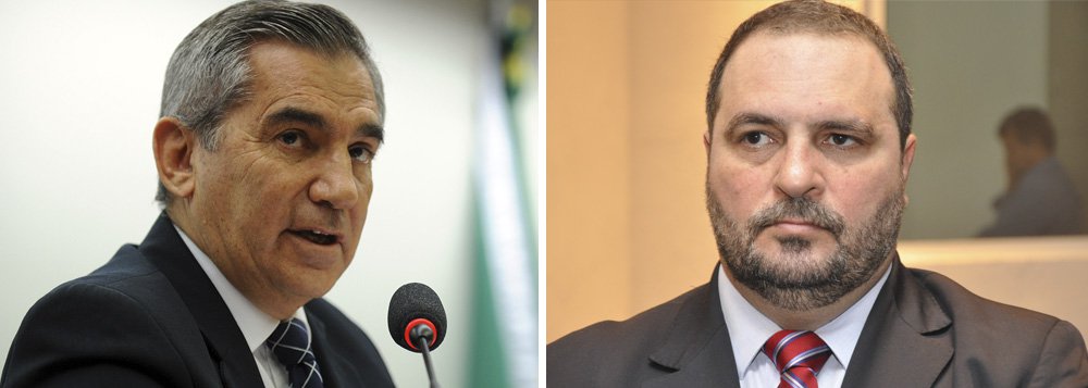 Questionado em audiência na Câmara por que ainda não processou o ex-secretário da Justiça Romeu Tuma Jr., que o acusou de ter levado dinheiro de empresários de Santo André para José Dirceu e de pedir a fabricação de dossiês contra inimigos do PT, o ministro da secretaria-geral da Presidência disse que vai processá-lo quando for conveniente e que não "dará palanque" para Tuma